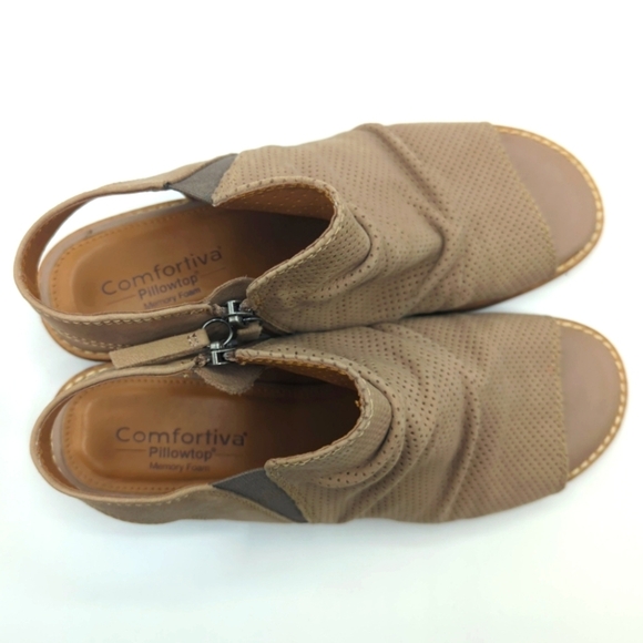 Comfortiva Belen Sandal - Picture 6 of 12